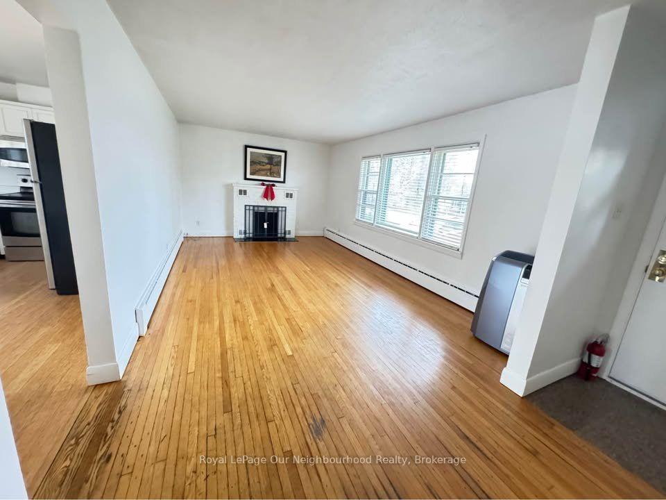 Photo 4 of Unit Main, 73 Eugenia Street, Barrie, City Centre — HOMEH
