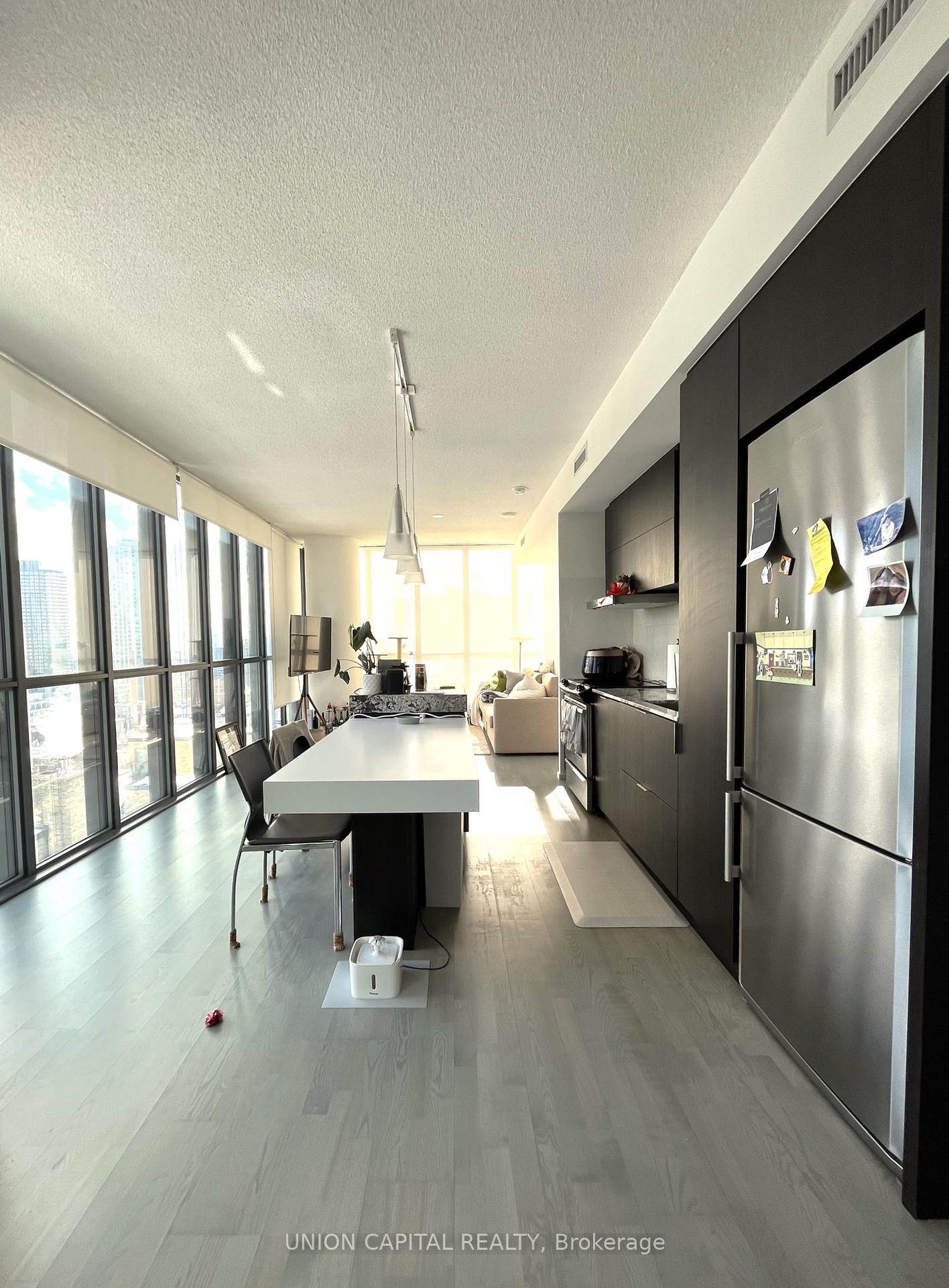 Photo 4 of Unit 1401, 101 Charles Street E, Toronto, Church-Yonge Corridor — HOMEH