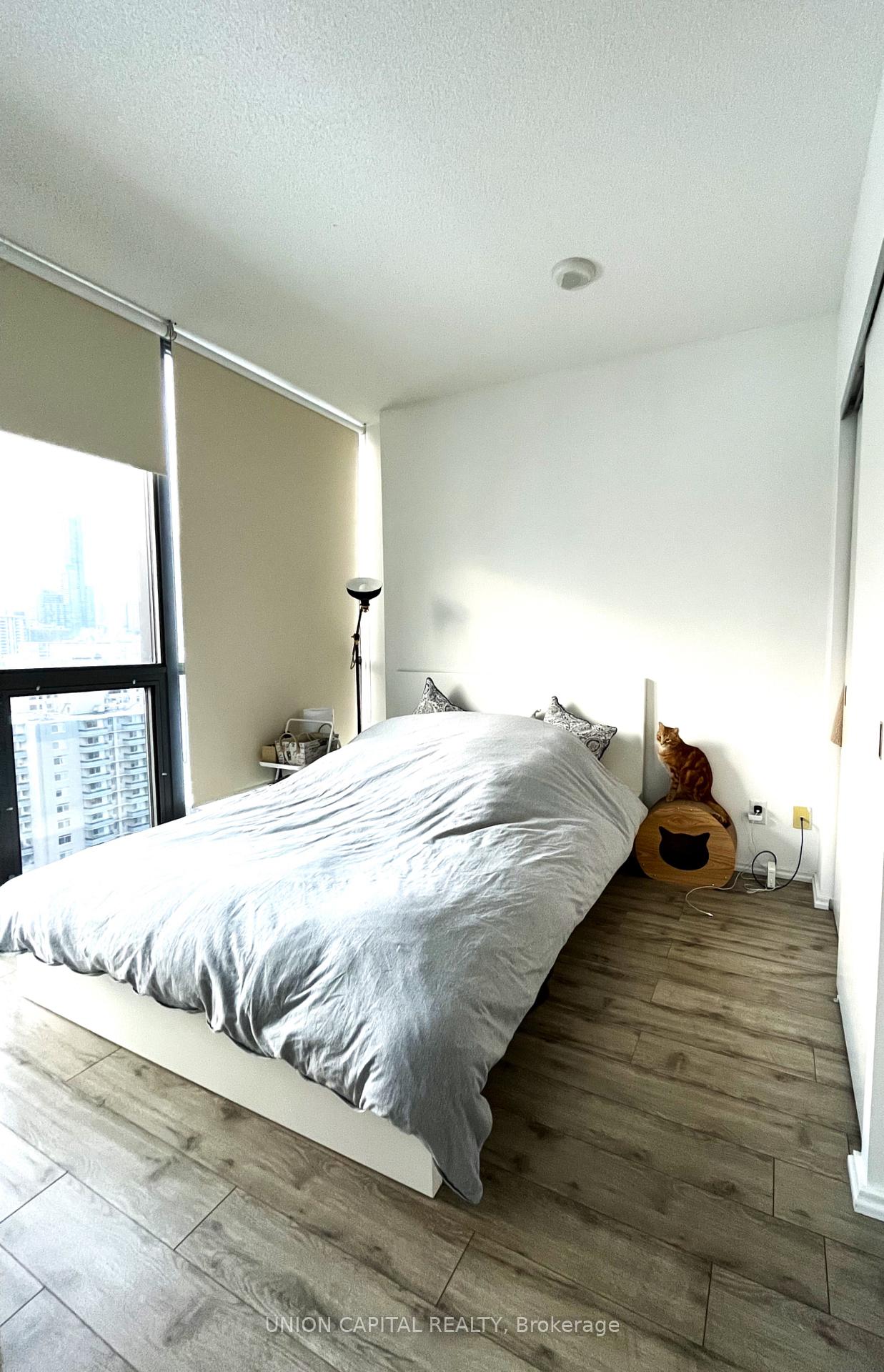 Photo 7 of Unit 1401, 101 Charles Street E, Toronto, Church-Yonge Corridor — HOMEH