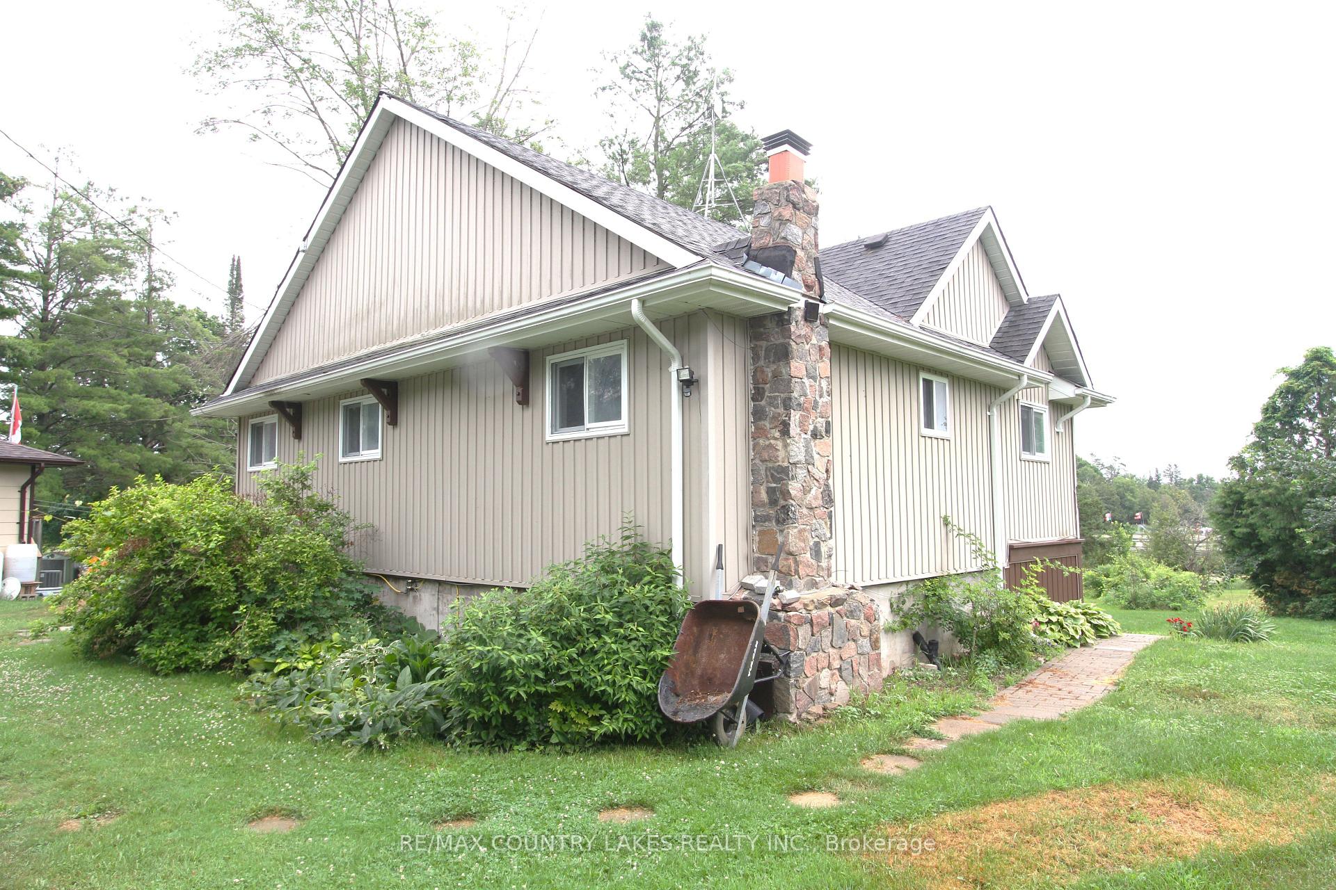 Photo 8 of 16 Hummingbird Lane, Kawartha Lakes, Carden — HOMEH