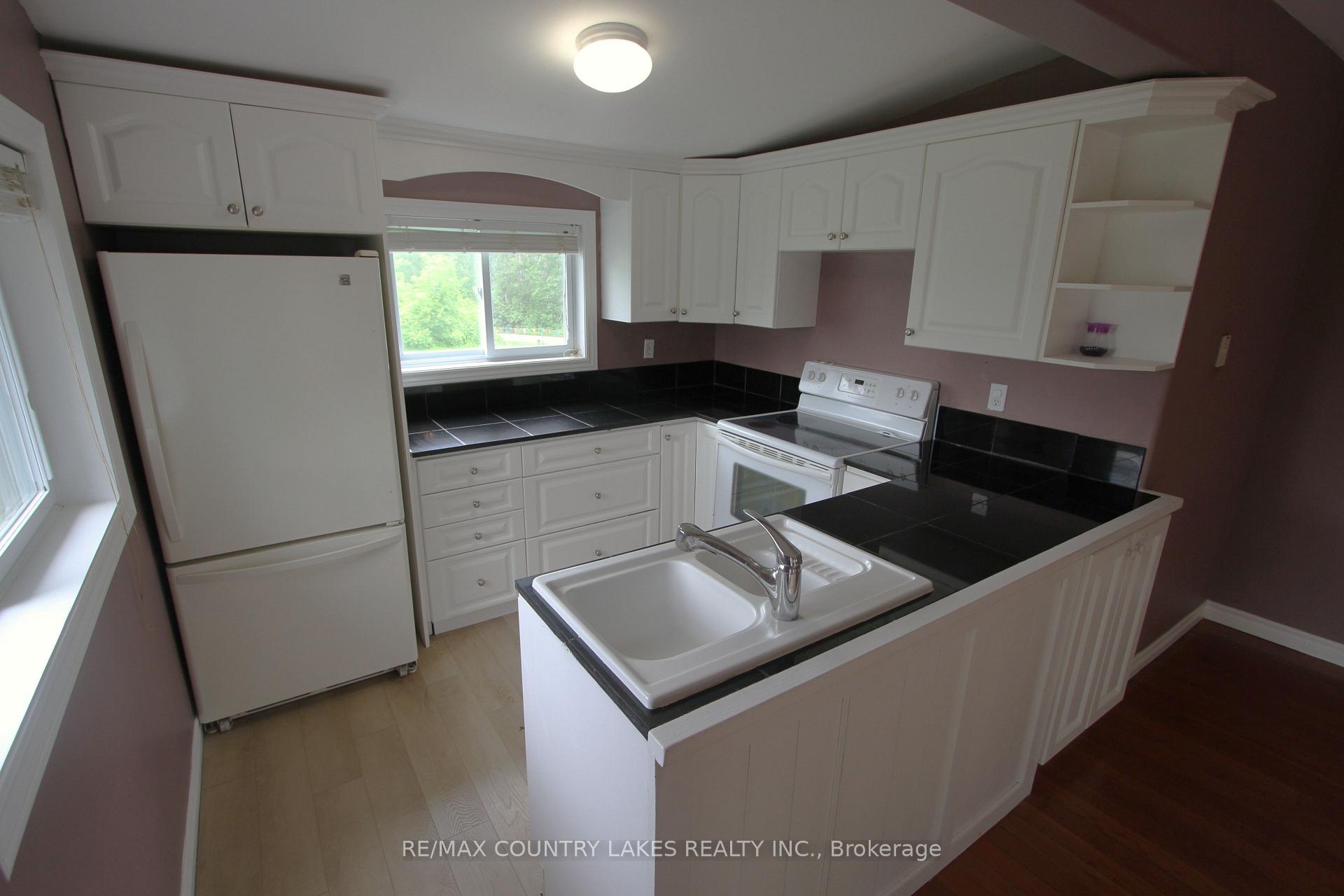 Photo 12 of 16 Hummingbird Lane, Kawartha Lakes, Carden — HOMEH