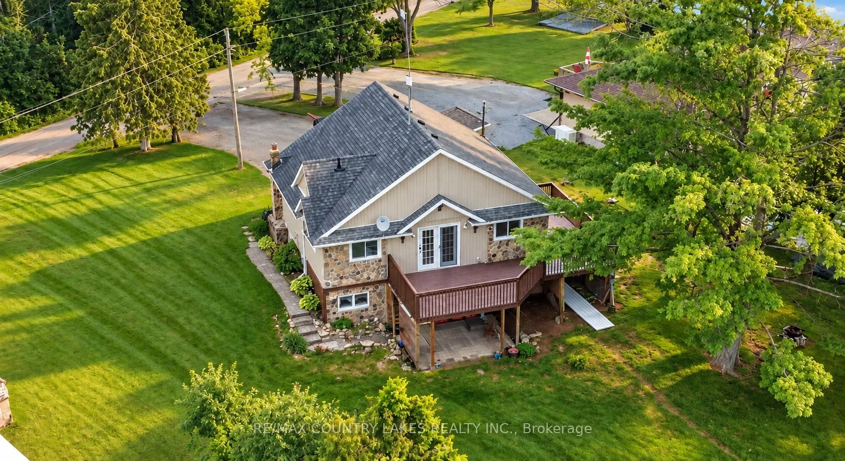 Photo 3 of 16 Hummingbird Lane, Kawartha Lakes, Carden — HOMEH