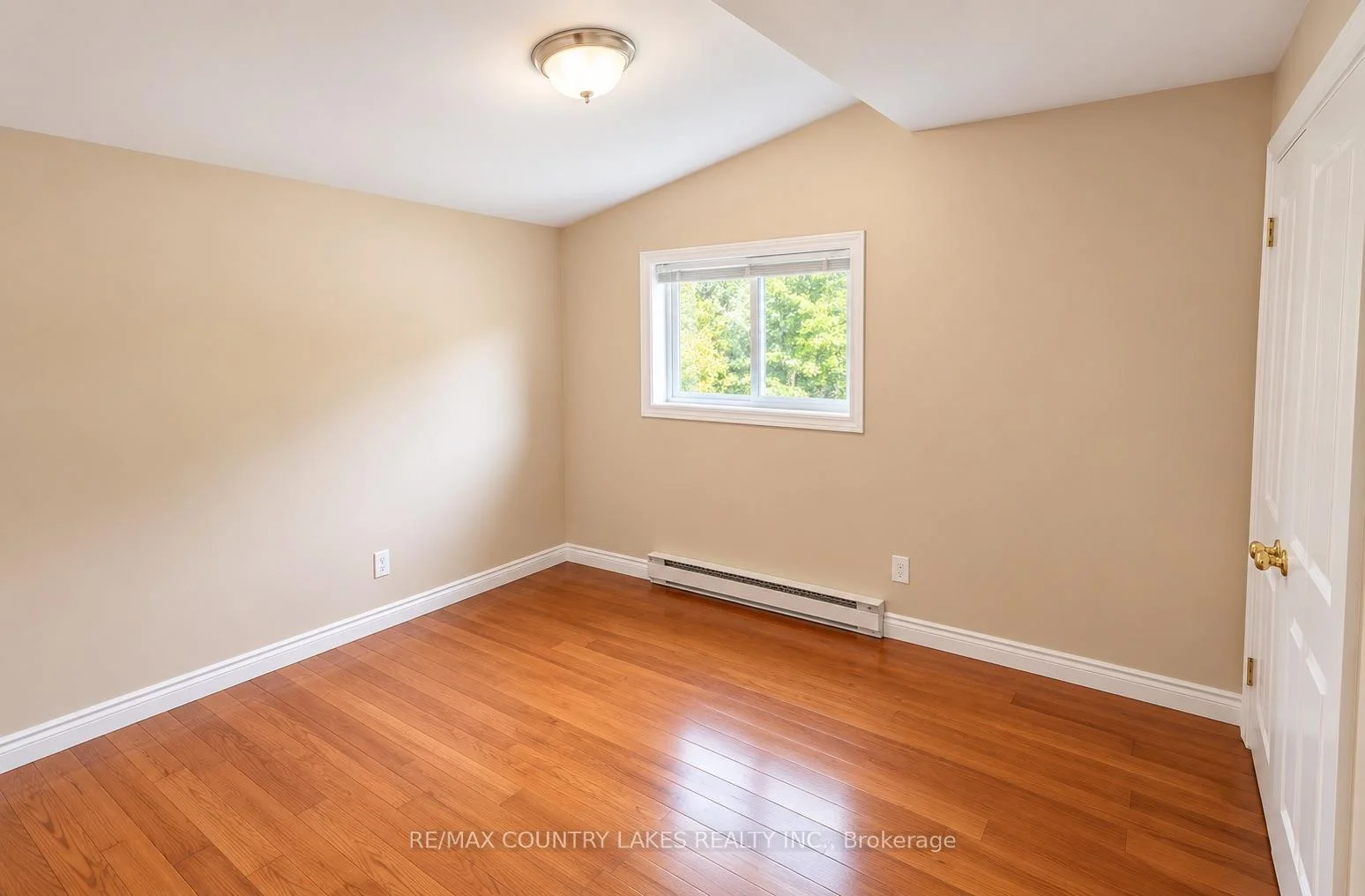 Photo 25 of 16 Hummingbird Lane, Kawartha Lakes, Carden — HOMEH