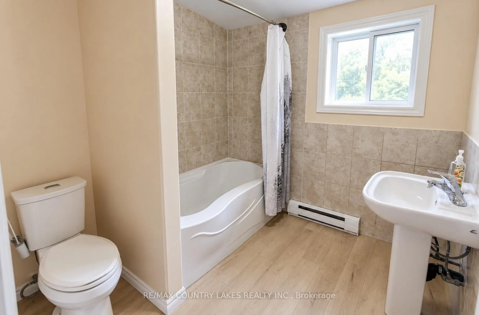 Photo 33 of 16 Hummingbird Lane, Kawartha Lakes, Carden — HOMEH