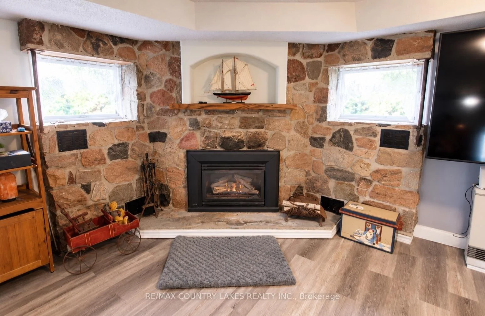 Photo 45 of 16 Hummingbird Lane, Kawartha Lakes, Carden — HOMEH