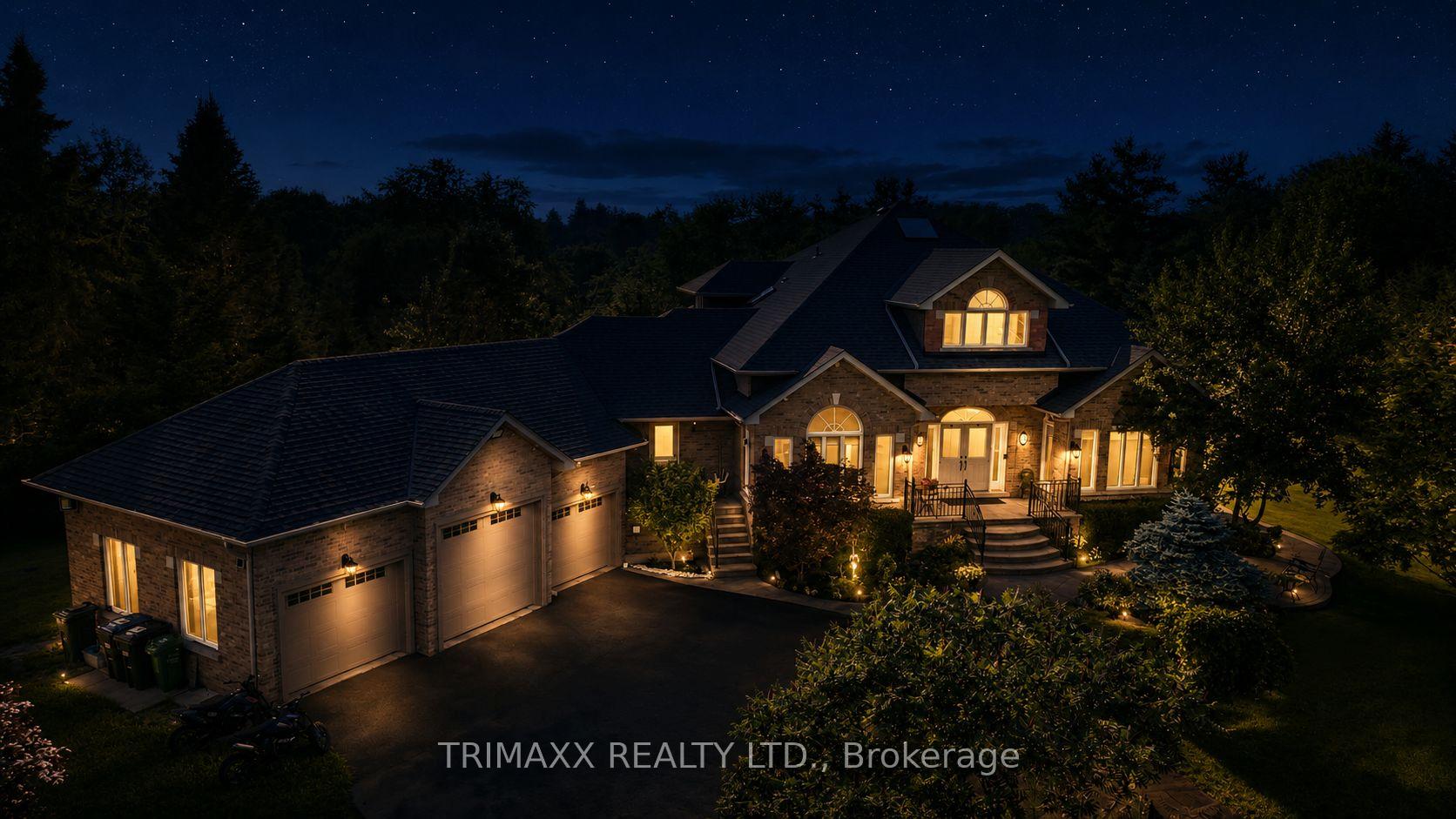 Photo 1 of 18 Walton Drive, Caledon, Palgrave — HOMEH
