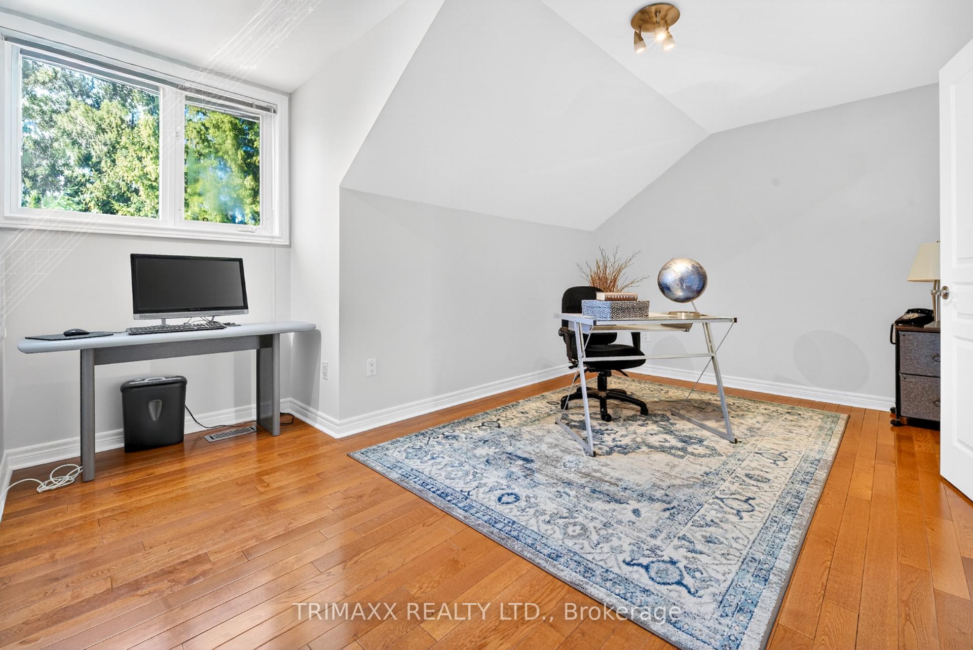Photo 28 of 18 Walton Drive, Caledon, Palgrave — HOMEH