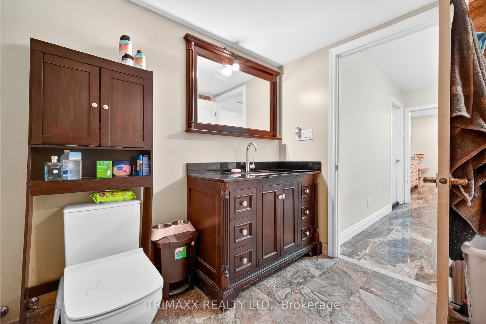 Photo 35 of 18 Walton Drive, Caledon, Palgrave — HOMEH