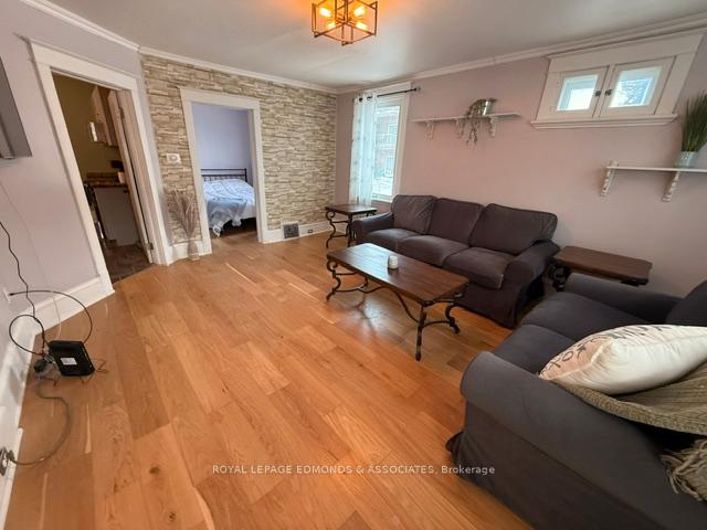 Photo 4 of 1028 Pembroke Street E, Pembroke, Pembroke — HOMEH