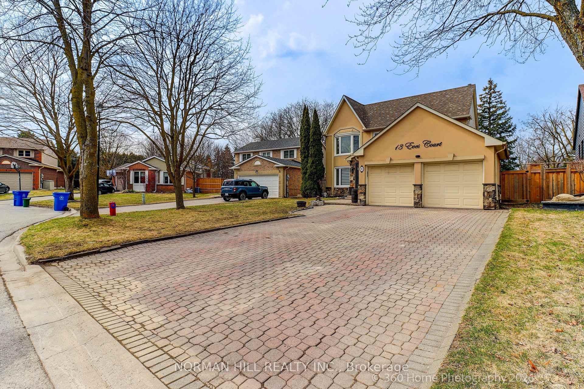 Photo 1 of 13 Eves Court, Newmarket, Glenway Estates — HOMEH