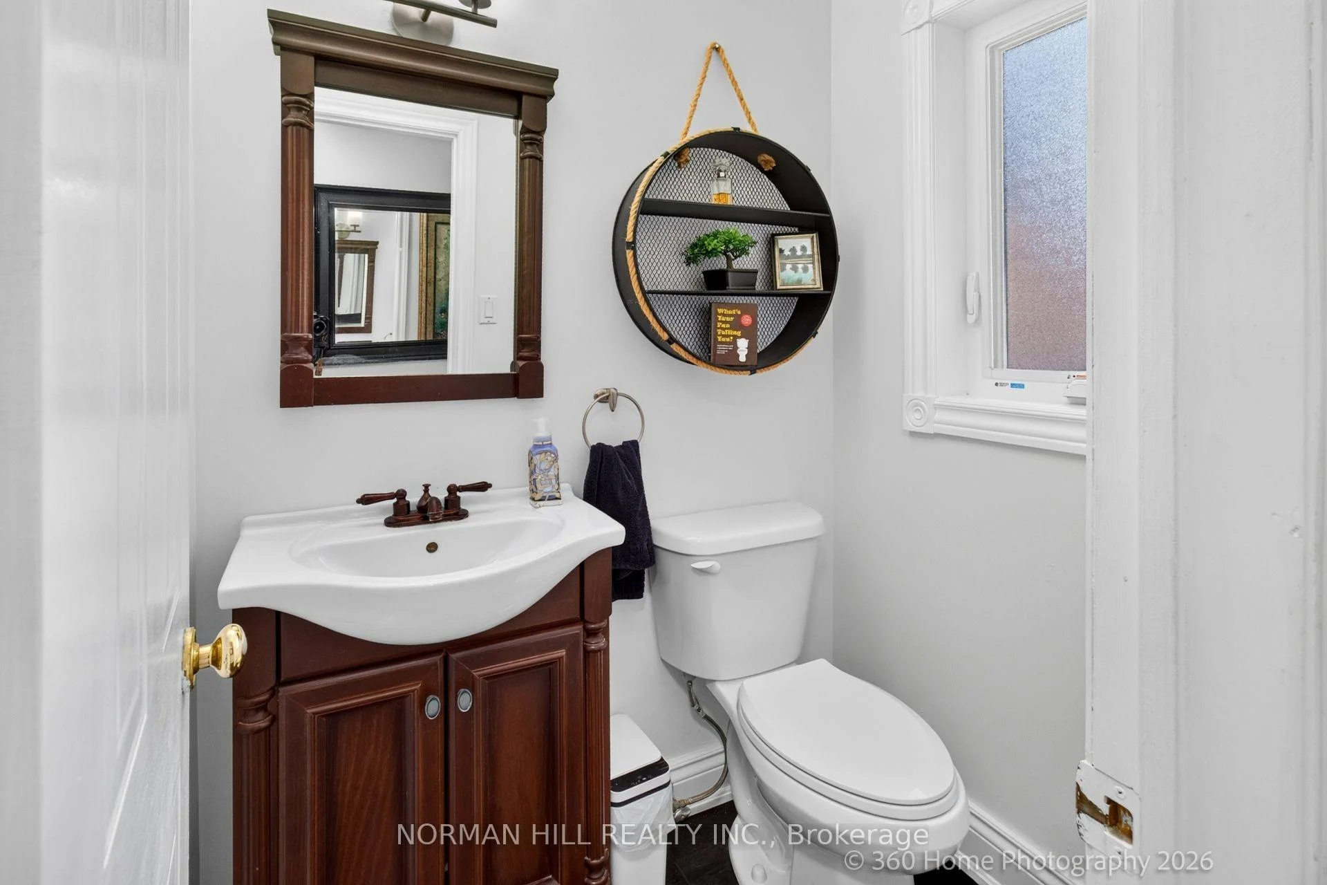 Photo 14 of 13 Eves Court, Newmarket, Glenway Estates — HOMEH