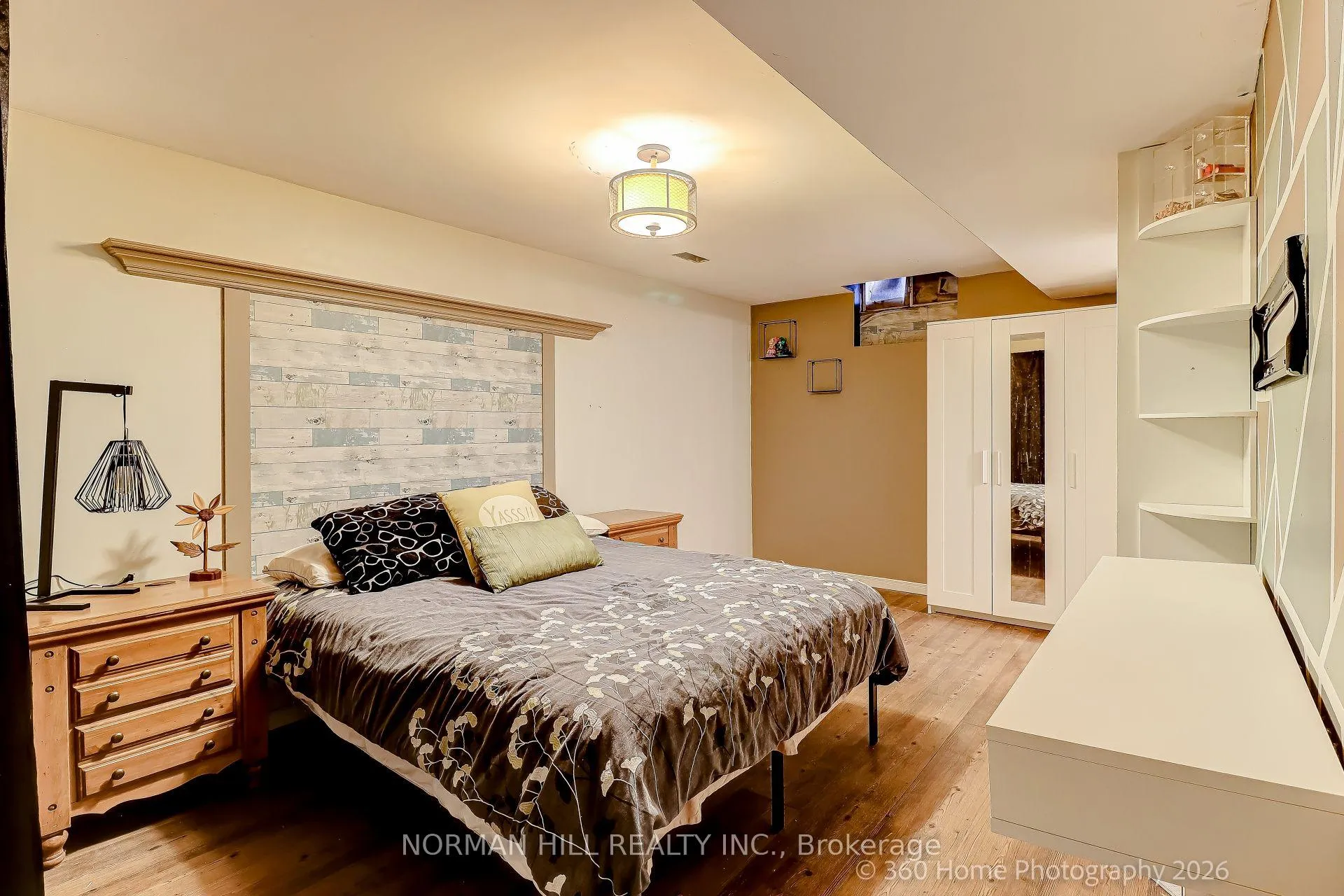 Photo 40 of 13 Eves Court, Newmarket, Glenway Estates — HOMEH