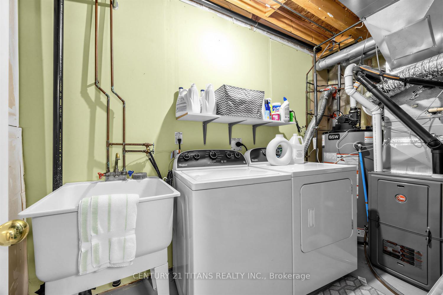 Photo 28 of 6 Mcgonigal Lane, Ajax, Central — HOMEH