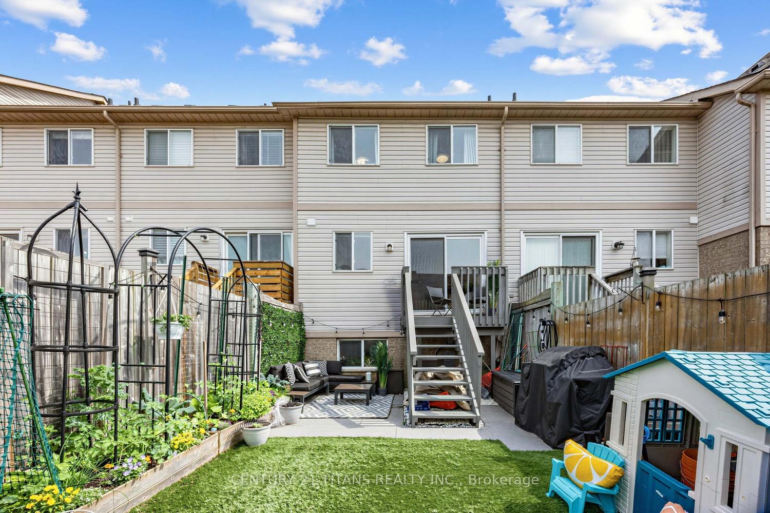 Photo 32 of 6 Mcgonigal Lane, Ajax, Central — HOMEH