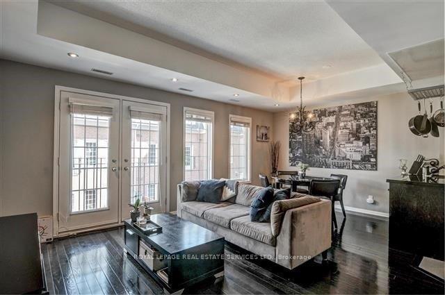 Photo 2 of Unit 7, 11 Niagara Street, Toronto, Waterfront Communities — HOMEH