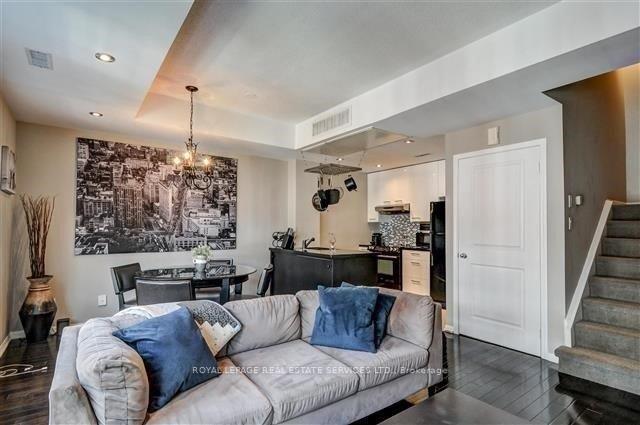 Photo 3 of Unit 7, 11 Niagara Street, Toronto, Waterfront Communities — HOMEH