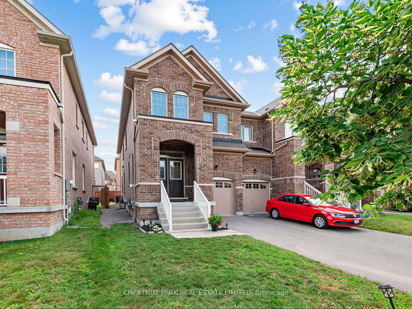 Photo 1 of 11 Constable Street, Aurora, Rural Aurora — HOMEH