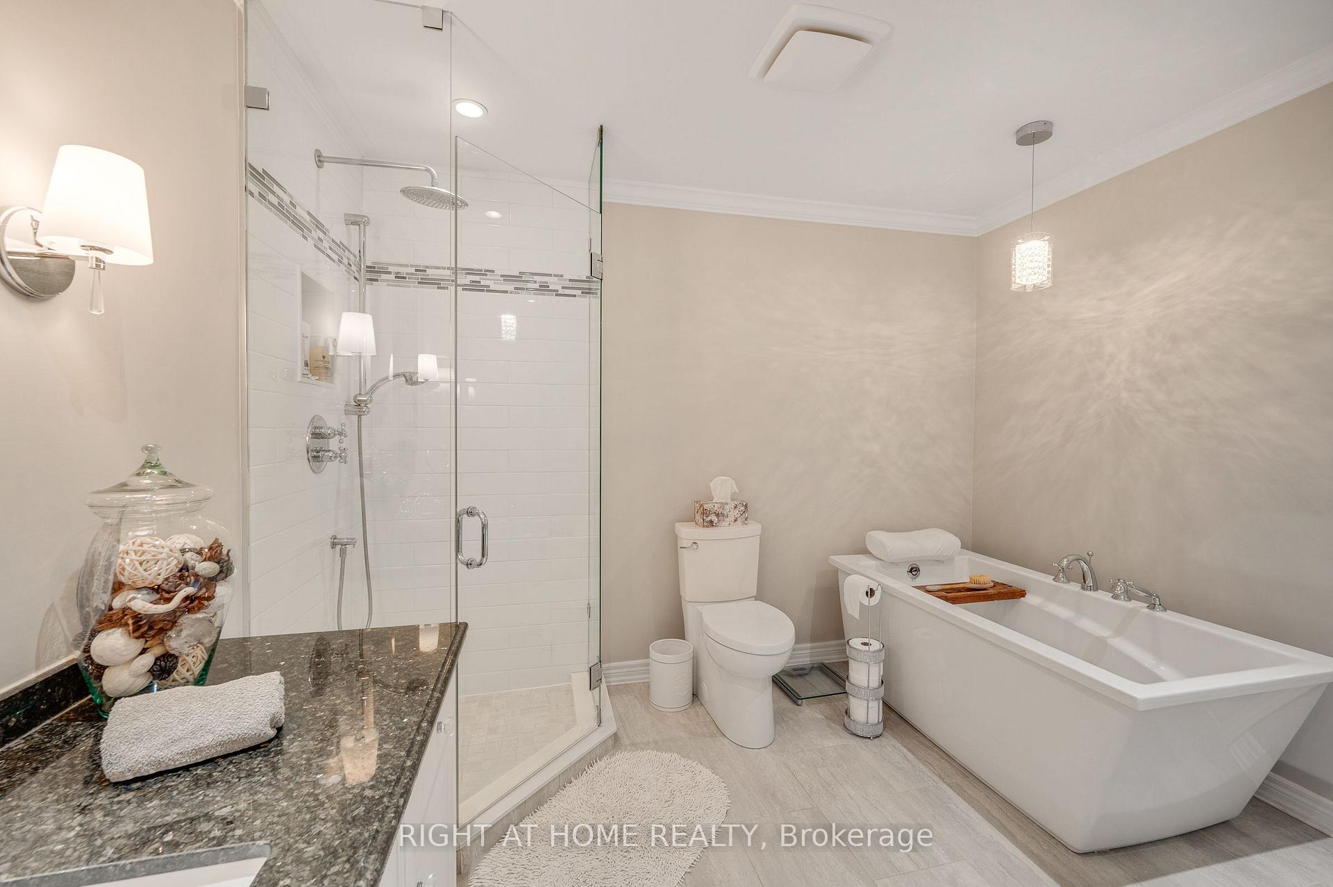 Photo 21 of 64 Foxborough Drive, Hamilton, Ancaster — HOMEH