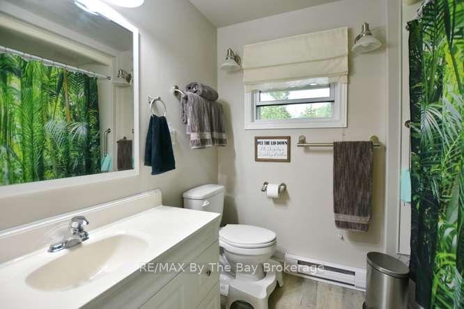 Photo 16 of 60 53rd Street S, Wasaga Beach — HOMEH