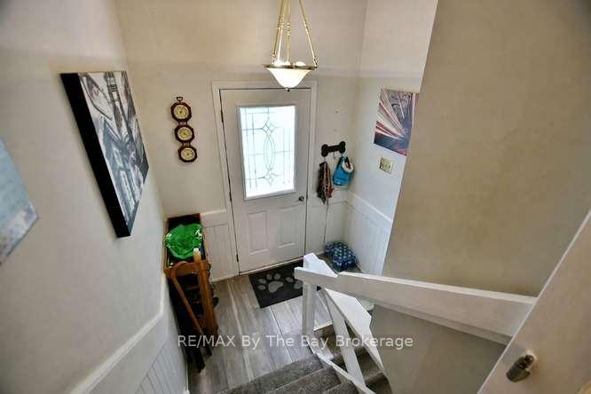 Photo 19 of 60 53rd Street S, Wasaga Beach — HOMEH