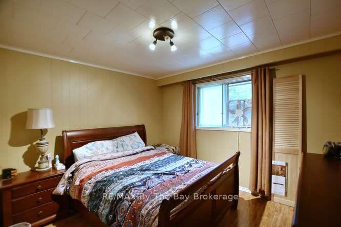 Photo 25 of 60 53rd Street S, Wasaga Beach — HOMEH