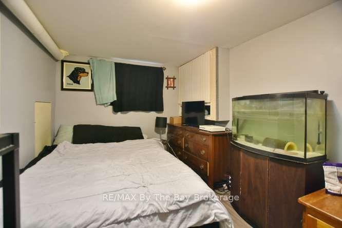 Photo 34 of 60 53rd Street S, Wasaga Beach — HOMEH