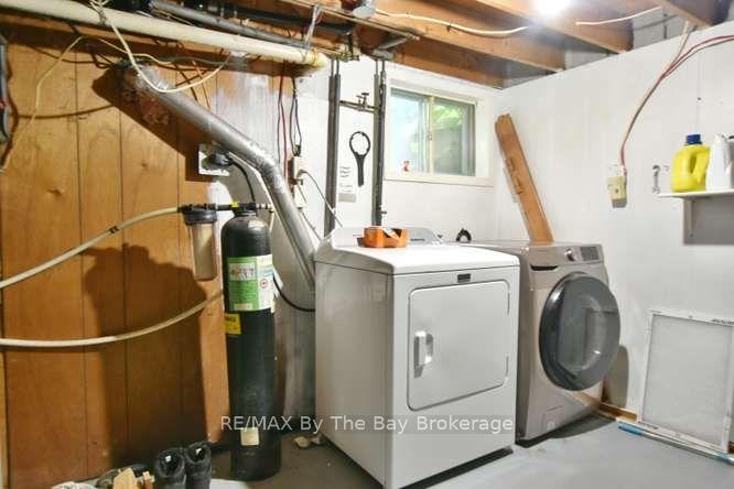 Photo 35 of 60 53rd Street S, Wasaga Beach — HOMEH