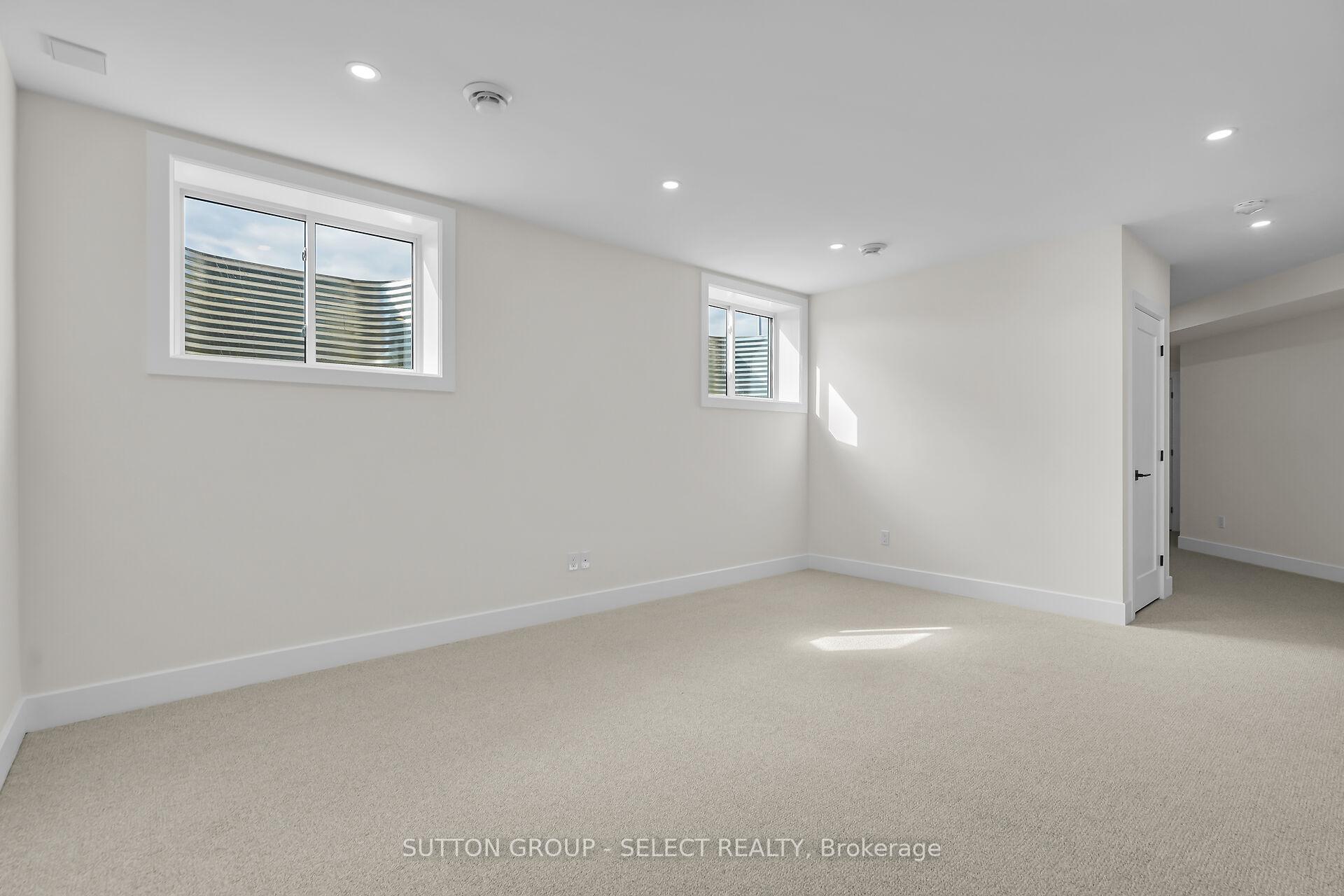 Photo 36 of 58 Briscoe Crescent, Strathroy-Caradoc, NE — HOMEH