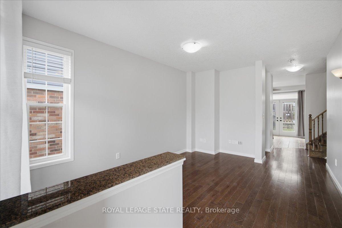 Photo 5 of 40 Whitwell Way, Hamilton, Binbrook — HOMEH