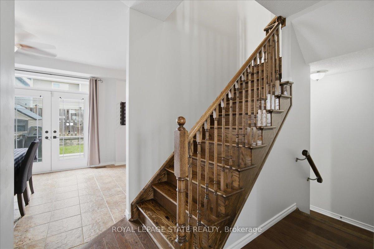 Photo 12 of 40 Whitwell Way, Hamilton, Binbrook — HOMEH