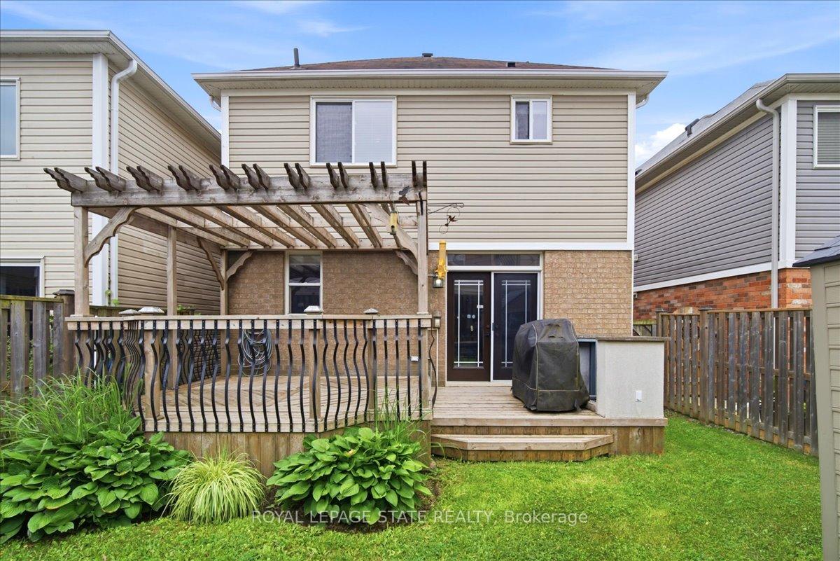 Photo 42 of 40 Whitwell Way, Hamilton, Binbrook — HOMEH