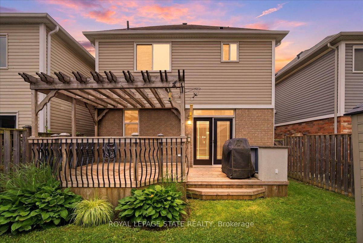 Photo 43 of 40 Whitwell Way, Hamilton, Binbrook — HOMEH