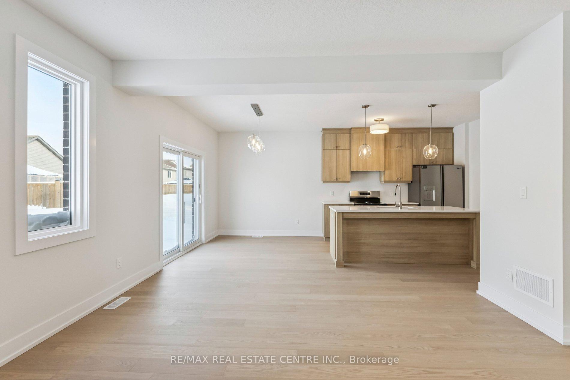 Photo 14 of 123 Maple Street, Mapleton, Drayton — HOMEH