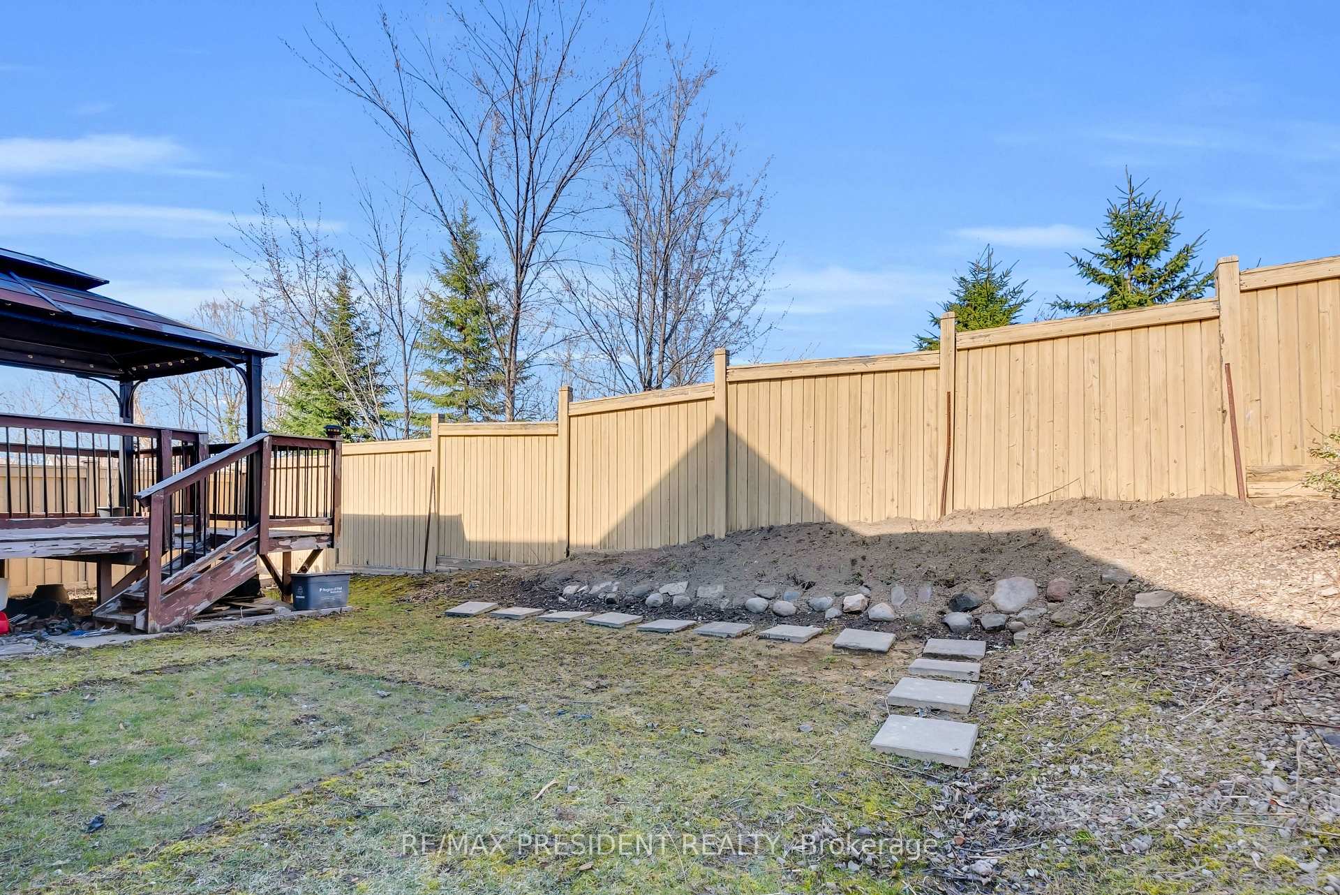 Photo 49 of 1 Crown Victoria Drive, Brampton, Fletcher's Meadow — HOMEH