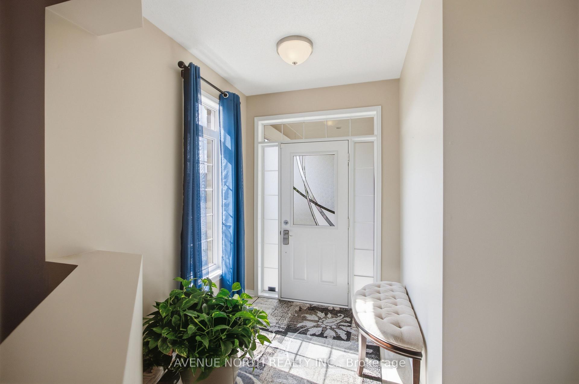 Photo 6 of 112 Sunita Crescent, Ottawa, Barrhaven - Stonebridge — HOMEH