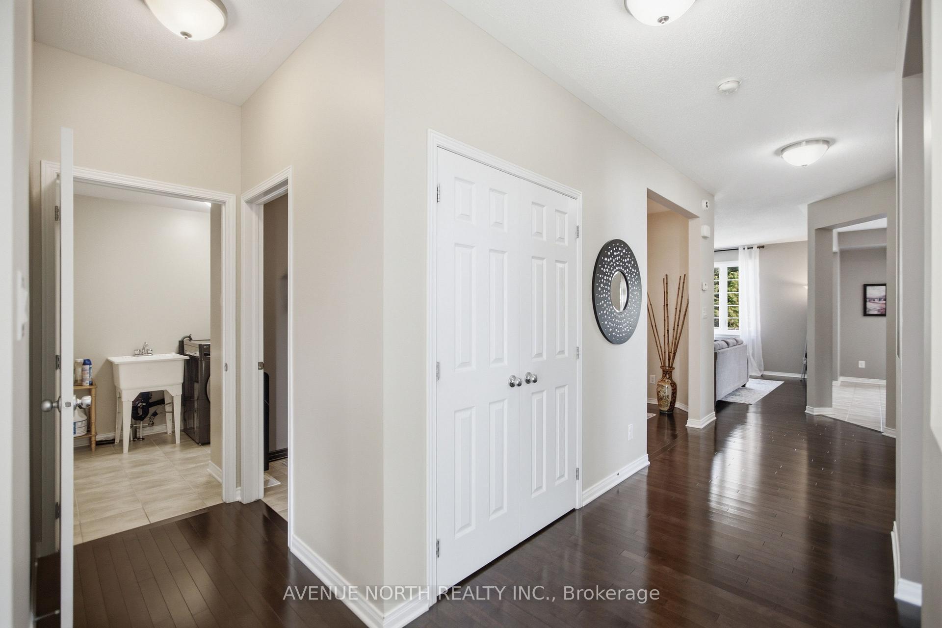 Photo 7 of 112 Sunita Crescent, Ottawa, Barrhaven - Stonebridge — HOMEH