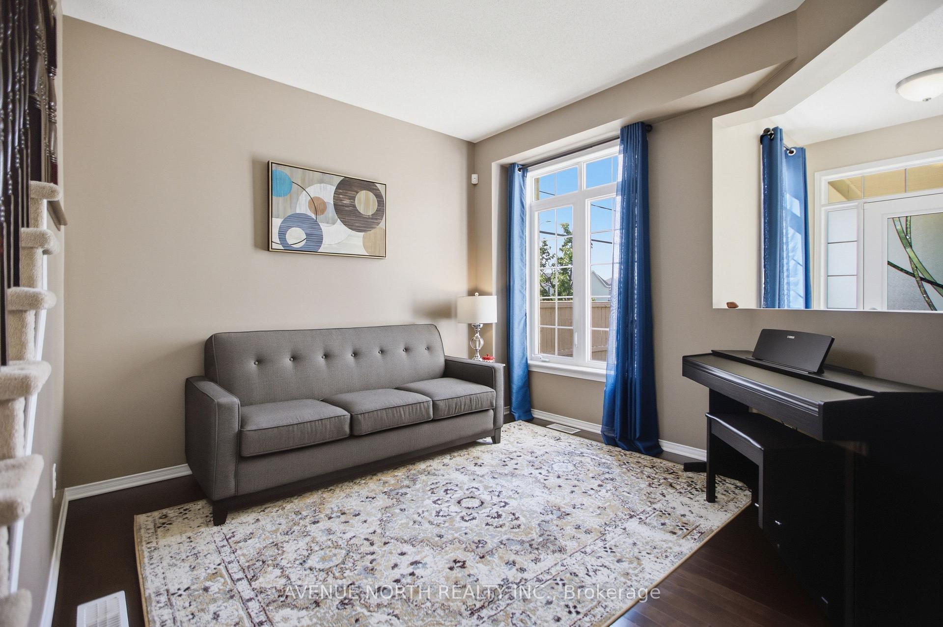 Photo 8 of 112 Sunita Crescent, Ottawa, Barrhaven - Stonebridge — HOMEH