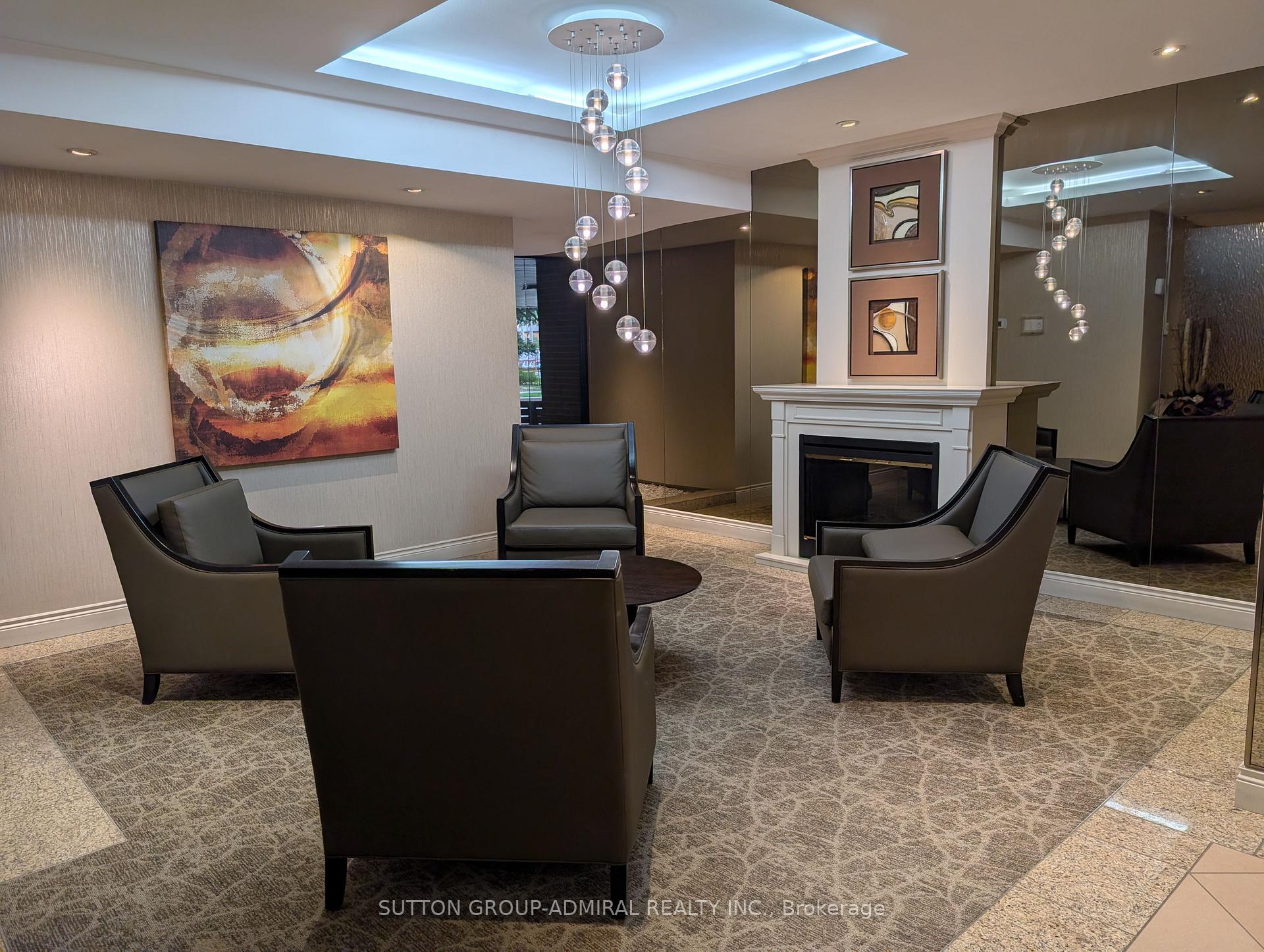 Photo 2 of Unit 804, 260 Scarlett Road, Toronto, Rockcliffe-Smythe — HOMEH