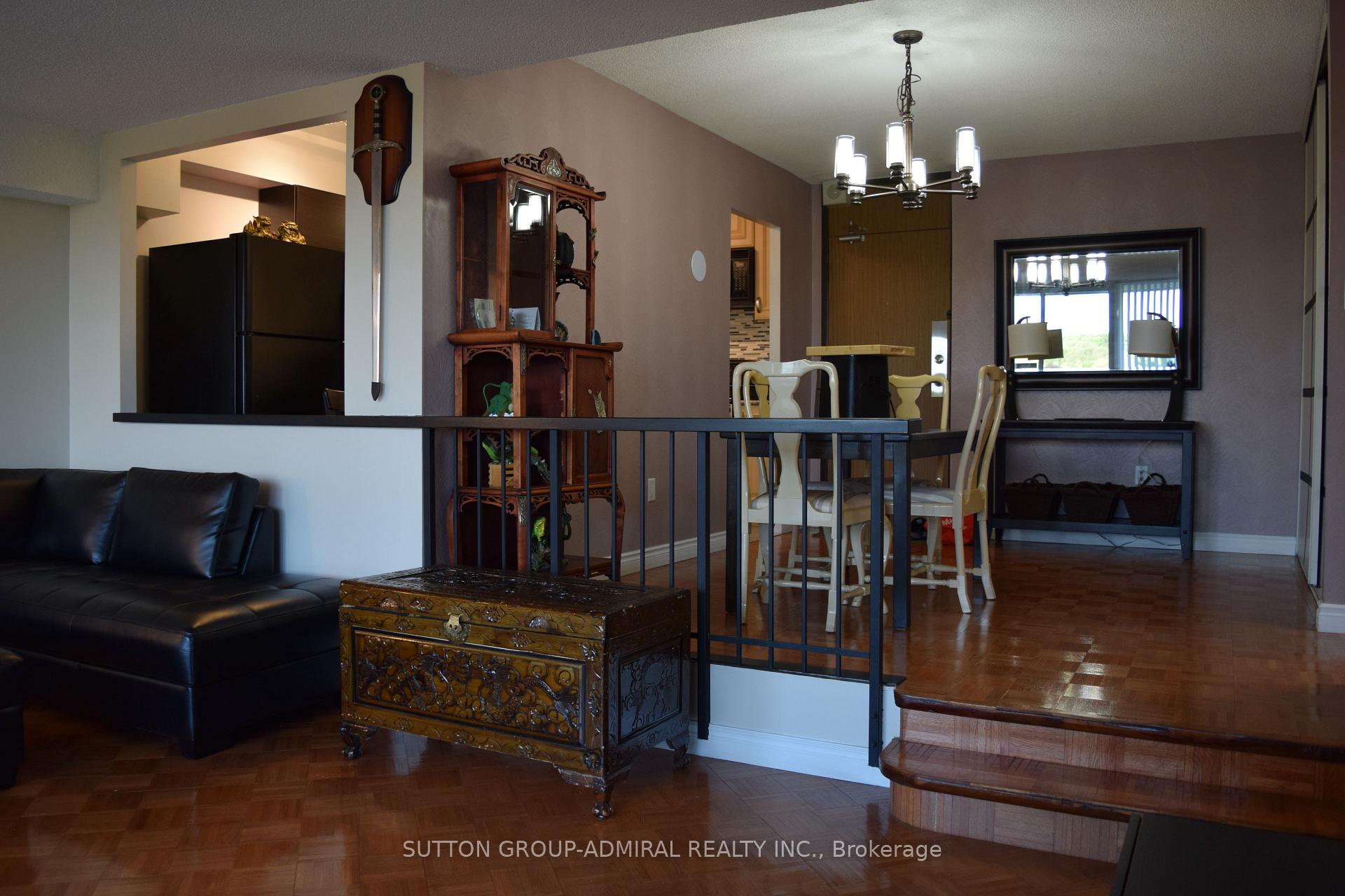 Photo 15 of Unit 804, 260 Scarlett Road, Toronto, Rockcliffe-Smythe — HOMEH