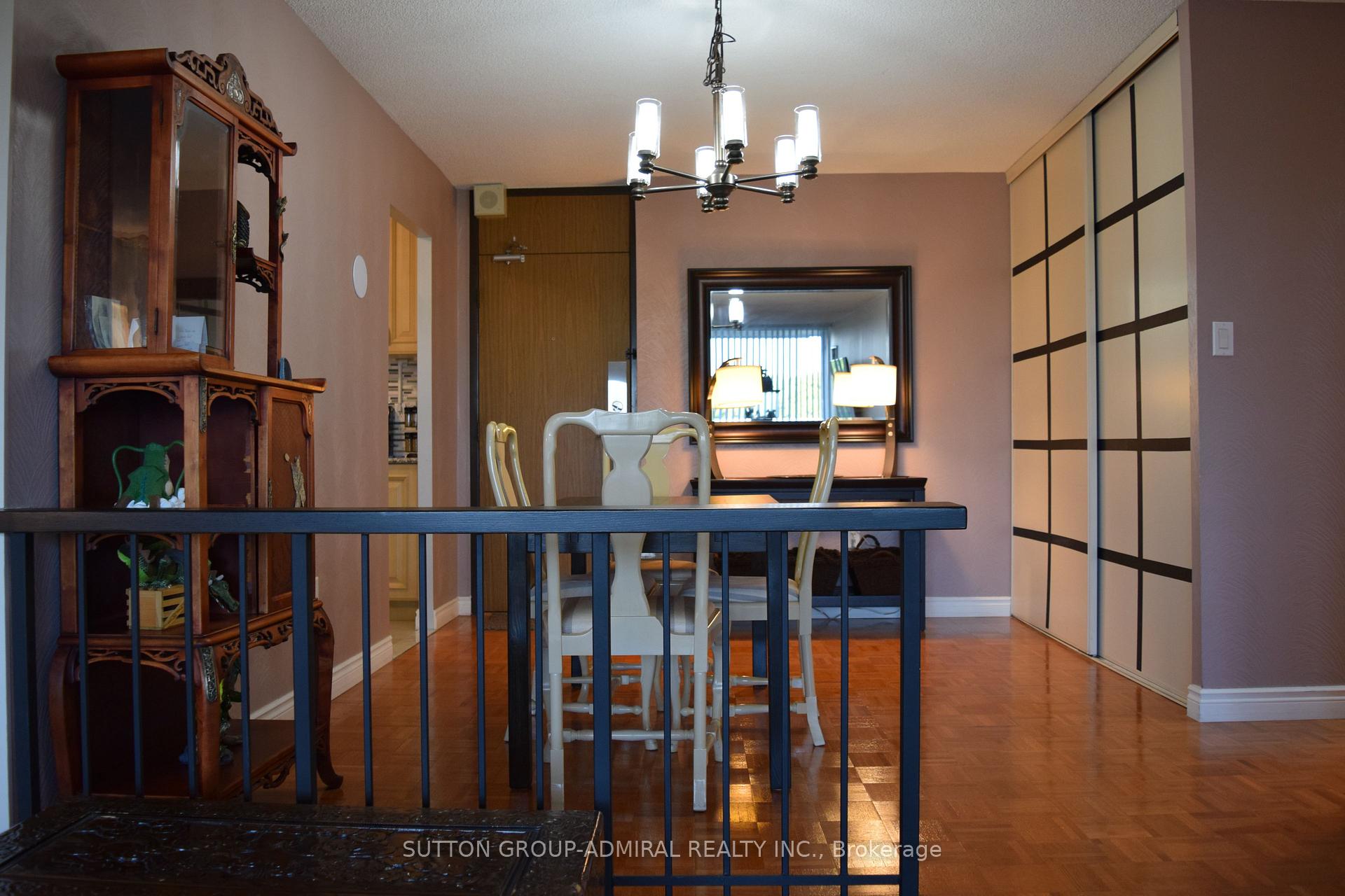 Photo 16 of Unit 804, 260 Scarlett Road, Toronto, Rockcliffe-Smythe — HOMEH