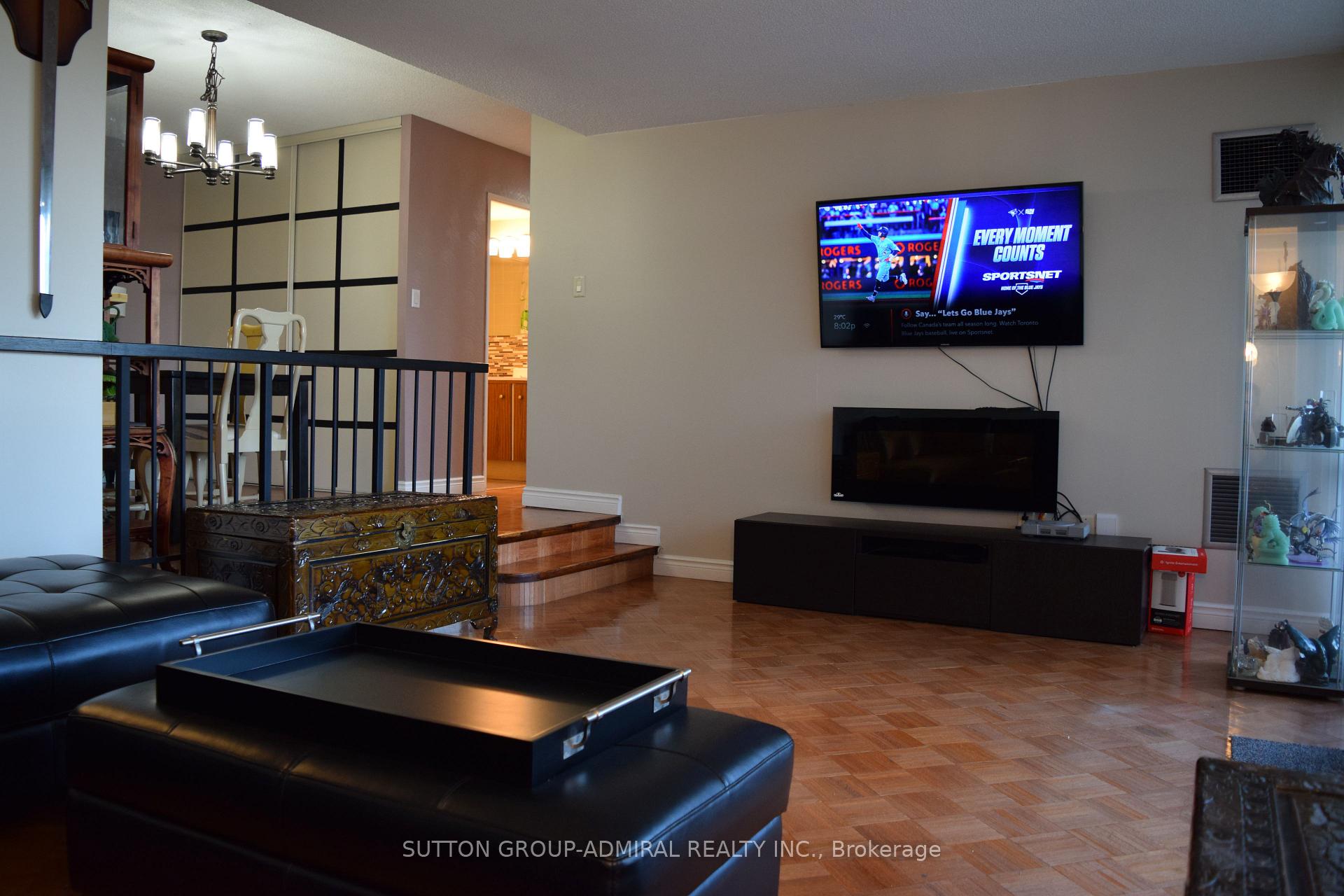 Photo 18 of Unit 804, 260 Scarlett Road, Toronto, Rockcliffe-Smythe — HOMEH