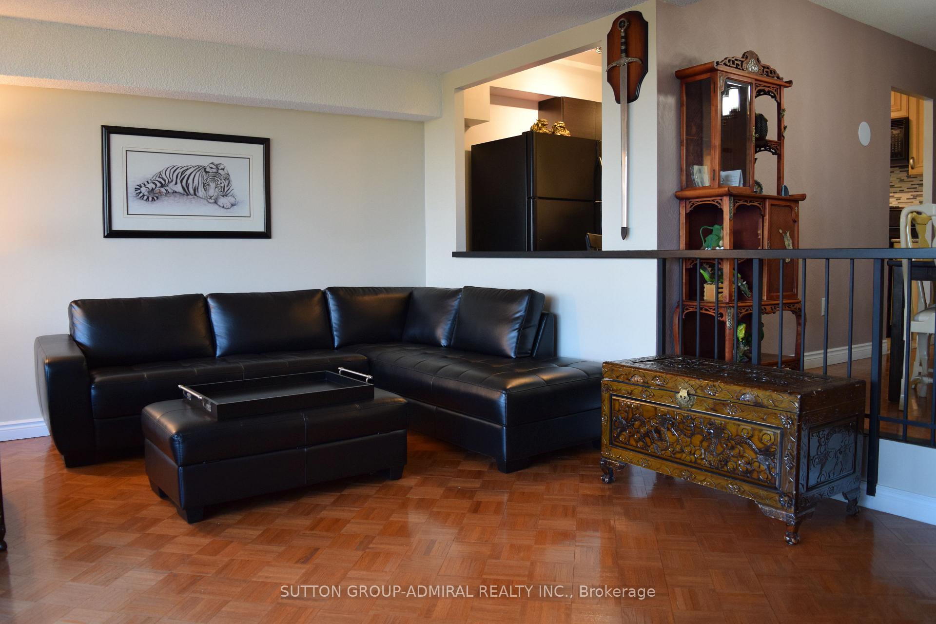 Photo 19 of Unit 804, 260 Scarlett Road, Toronto, Rockcliffe-Smythe — HOMEH