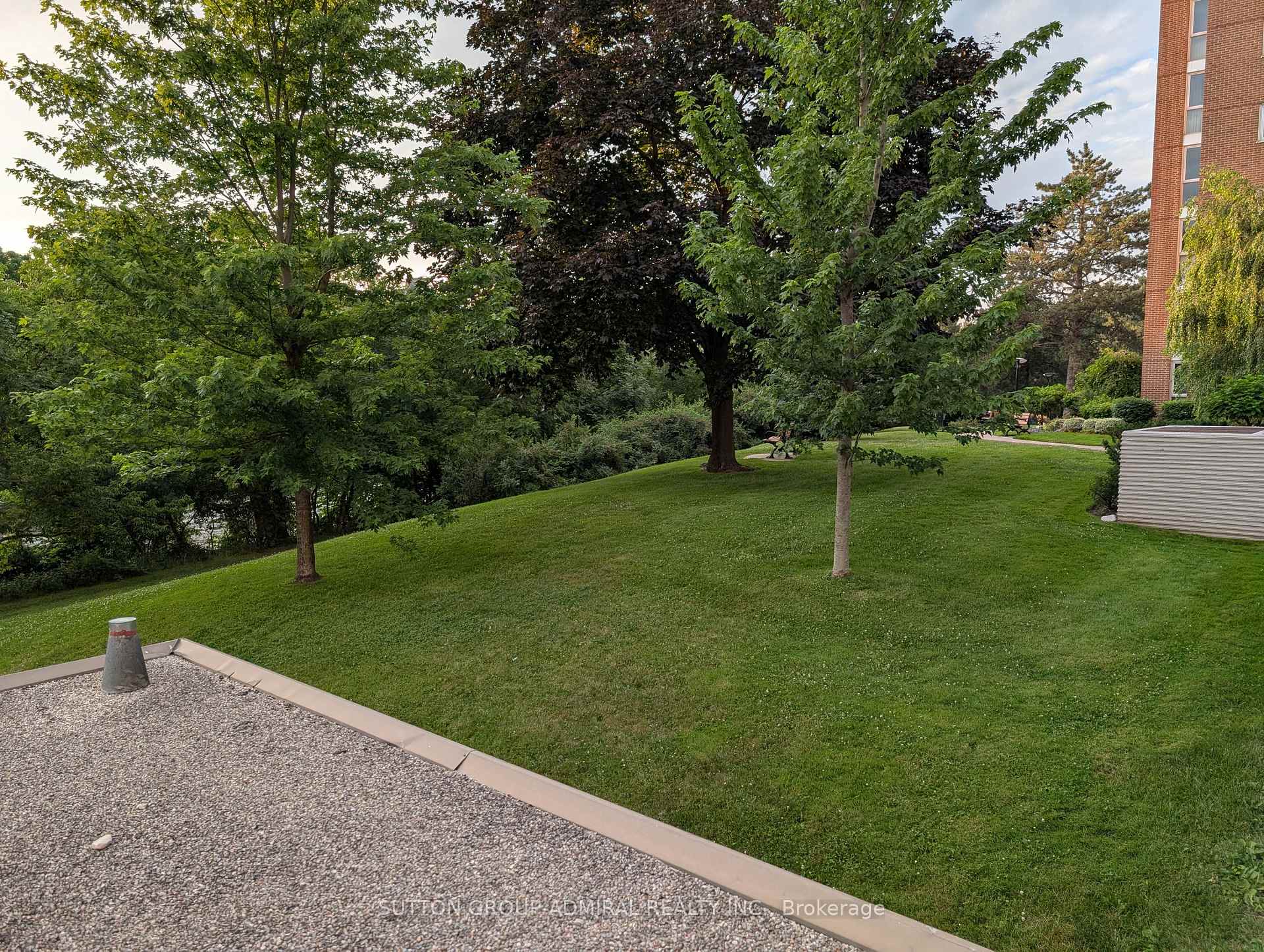Photo 39 of Unit 804, 260 Scarlett Road, Toronto, Rockcliffe-Smythe — HOMEH