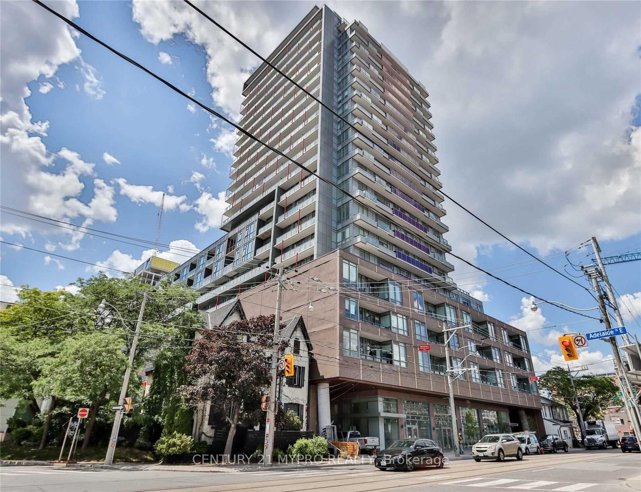 Front of Unit 601, 120 Parliament Street