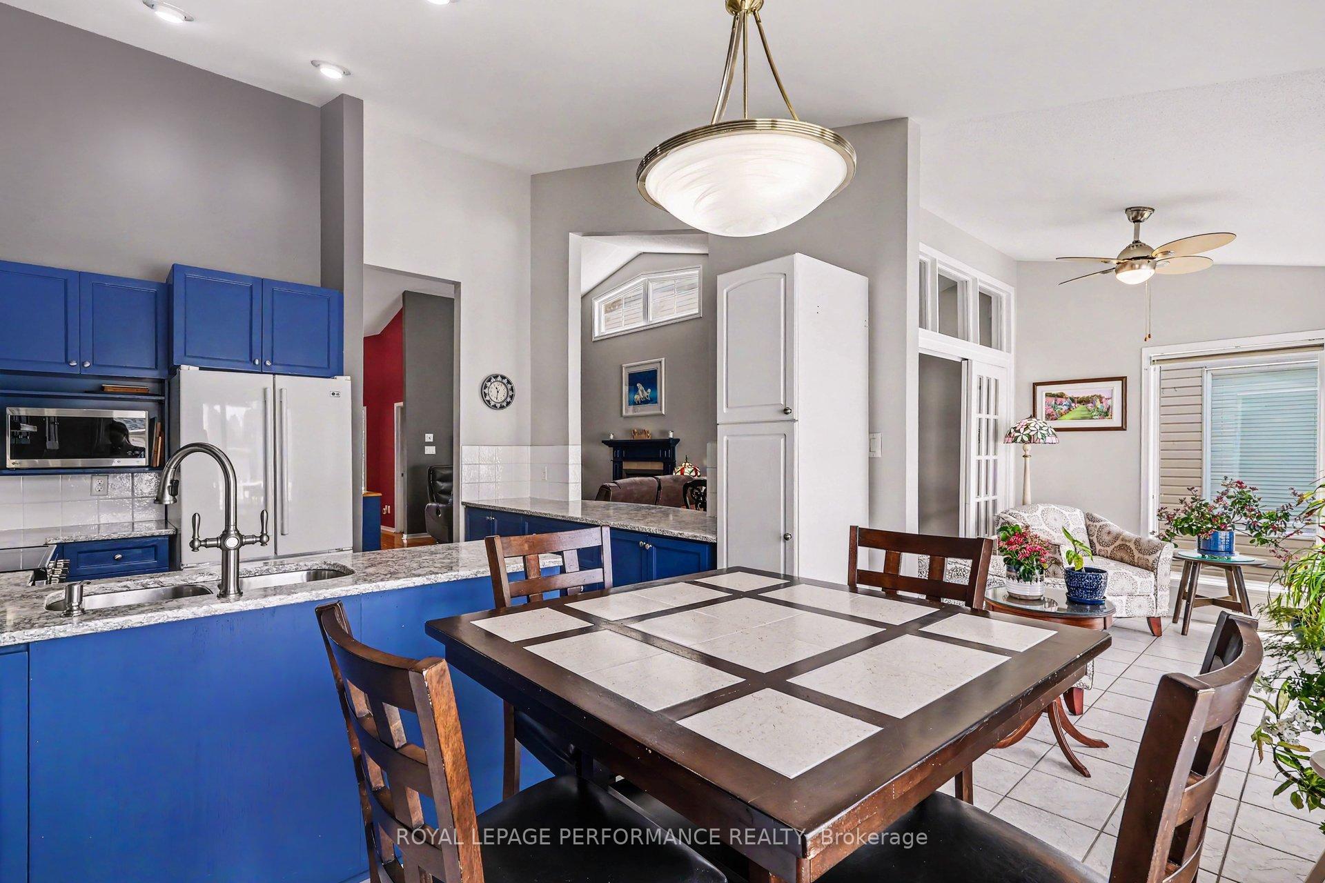 Photo 10 of 2110 Ricardo Street, Ottawa, Avalon East — HOMEH