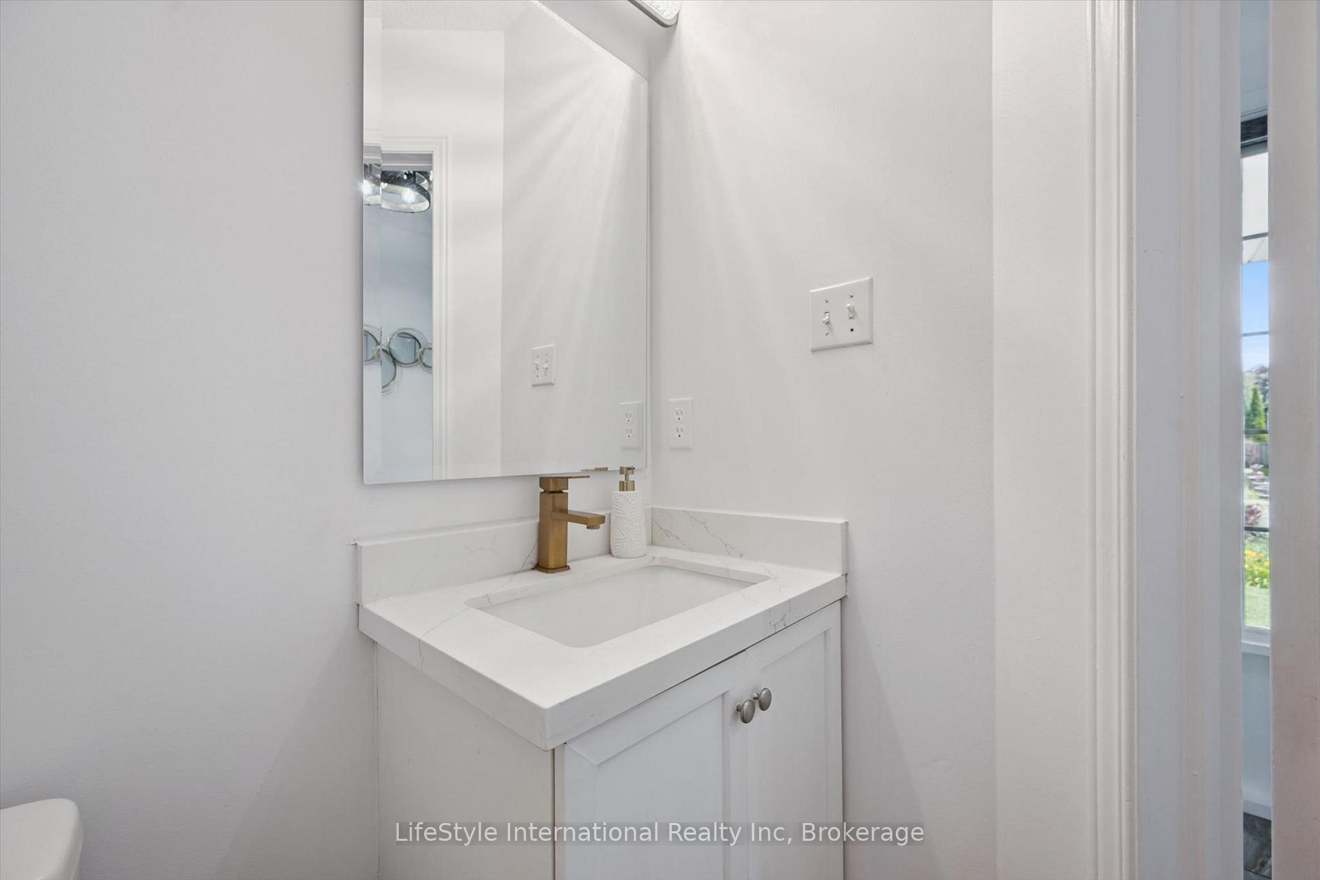 Photo 6 of 54 Chesterton Lane, Guelph, Grange Road — HOMEH