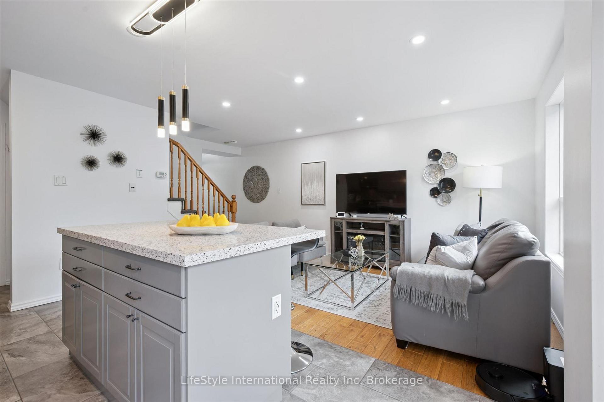Photo 21 of 54 Chesterton Lane, Guelph, Grange Road — HOMEH