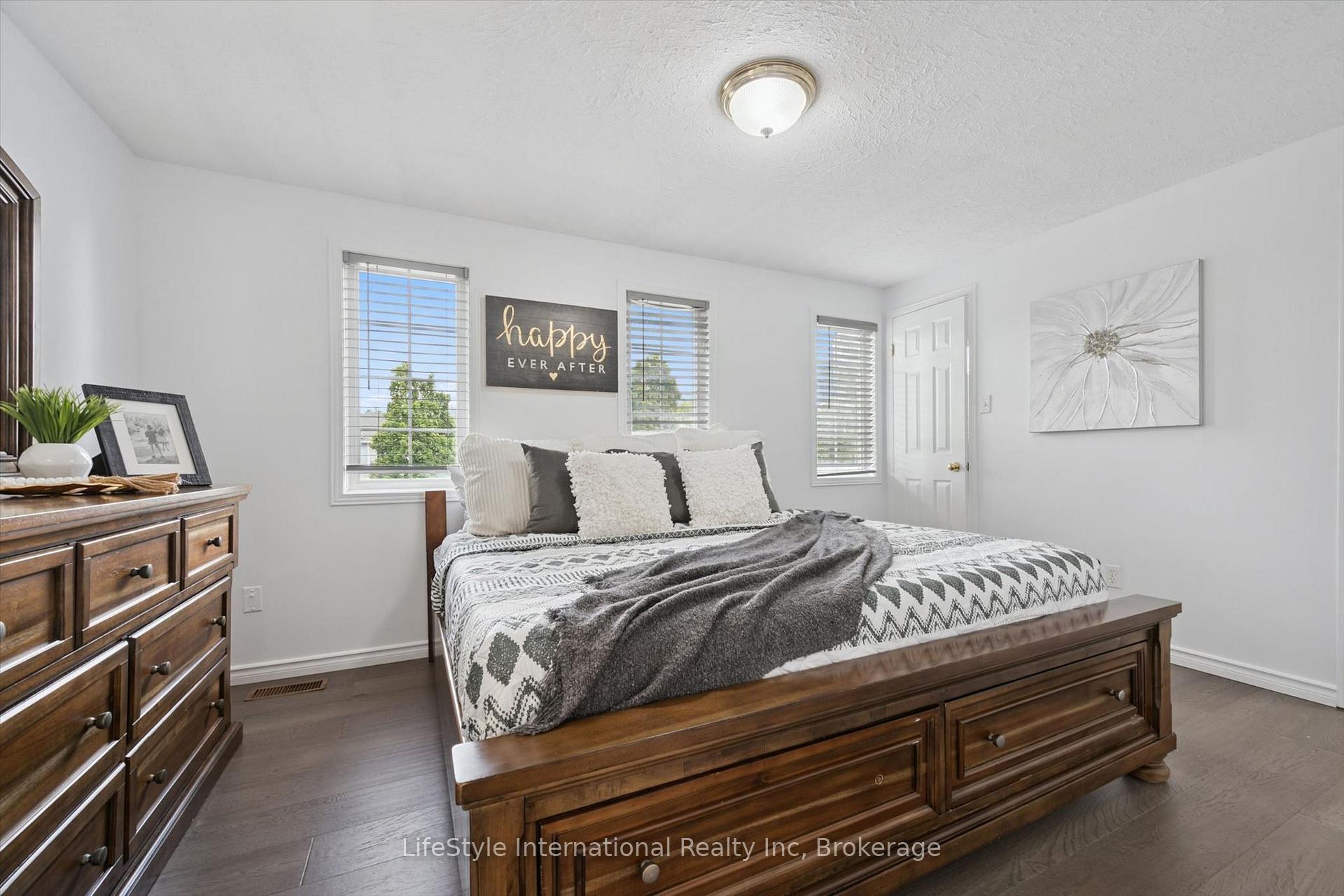 Photo 22 of 54 Chesterton Lane, Guelph, Grange Road — HOMEH