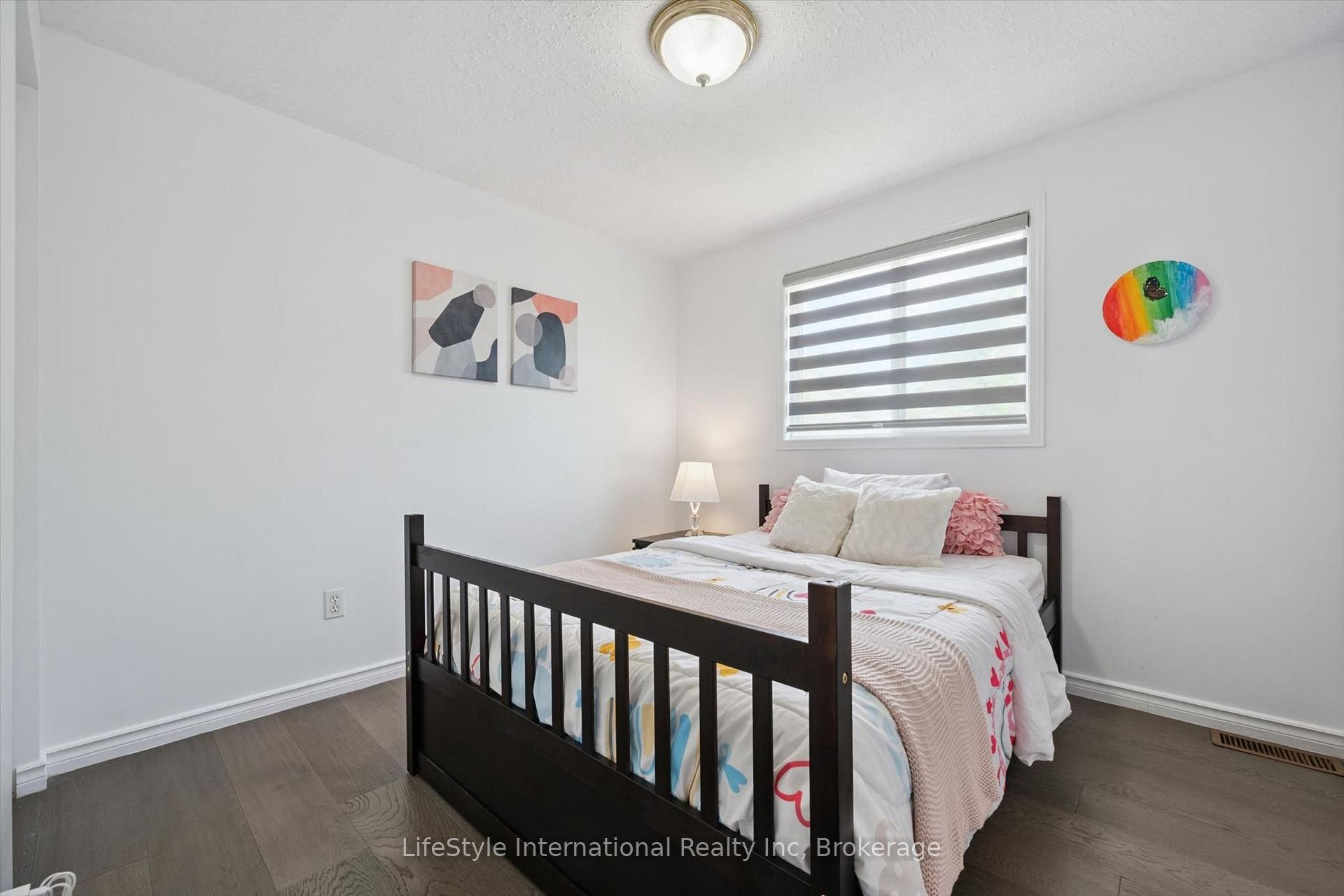 Photo 25 of 54 Chesterton Lane, Guelph, Grange Road — HOMEH