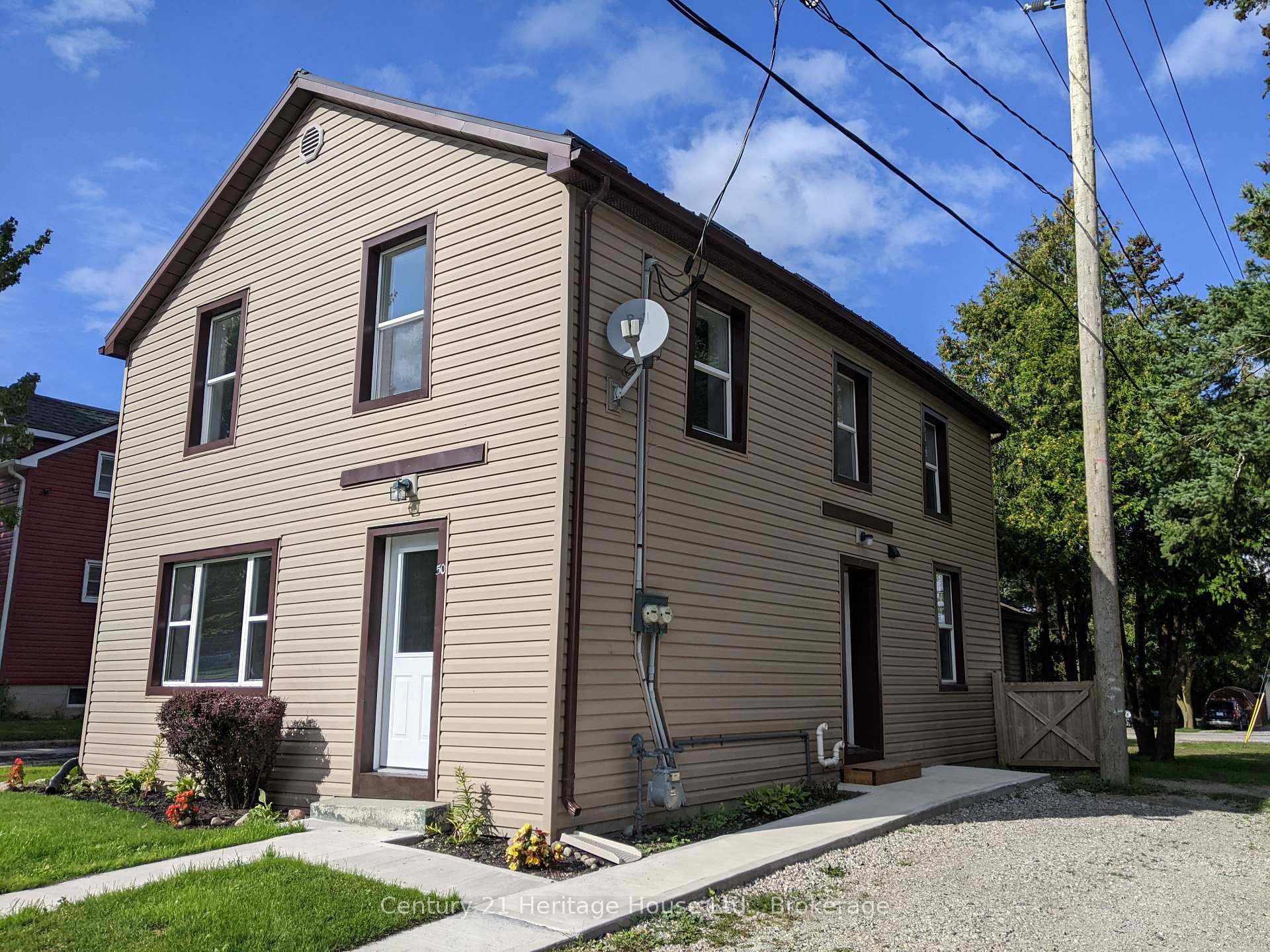Photo of 50 Goderich Street E